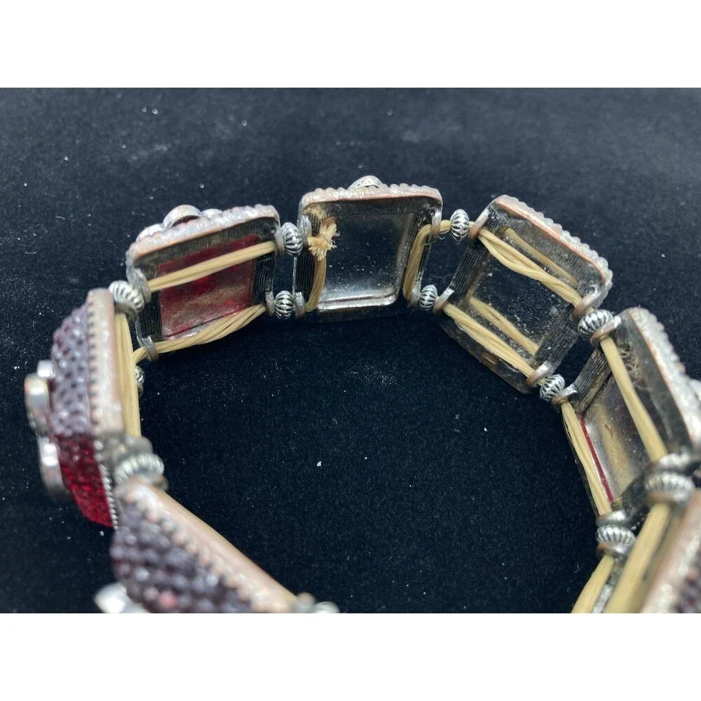 Red Glitter Enamel Silver Tone Fleur De Lis Stretch Bracelet Fashion Jewelry - Picture 2 of 4